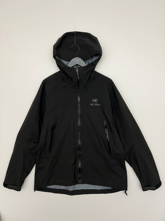 Arc’teryx Beta AR Jacket Stormhood Black Men’s XXL Gore-Tex Pro RECCO