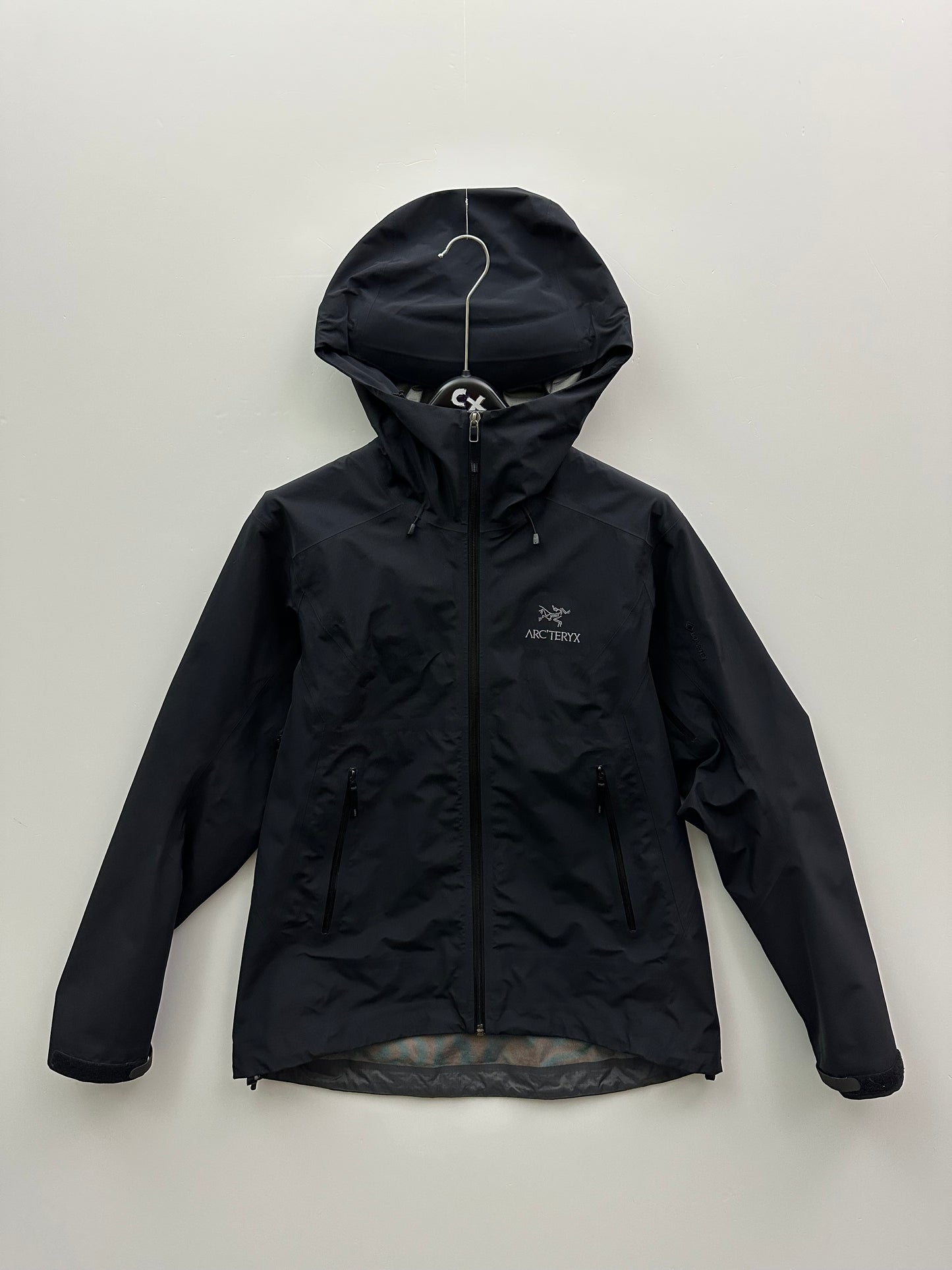 Arc’teryx Beta LT Jacket Black Women’s M Medium Gore-Tex