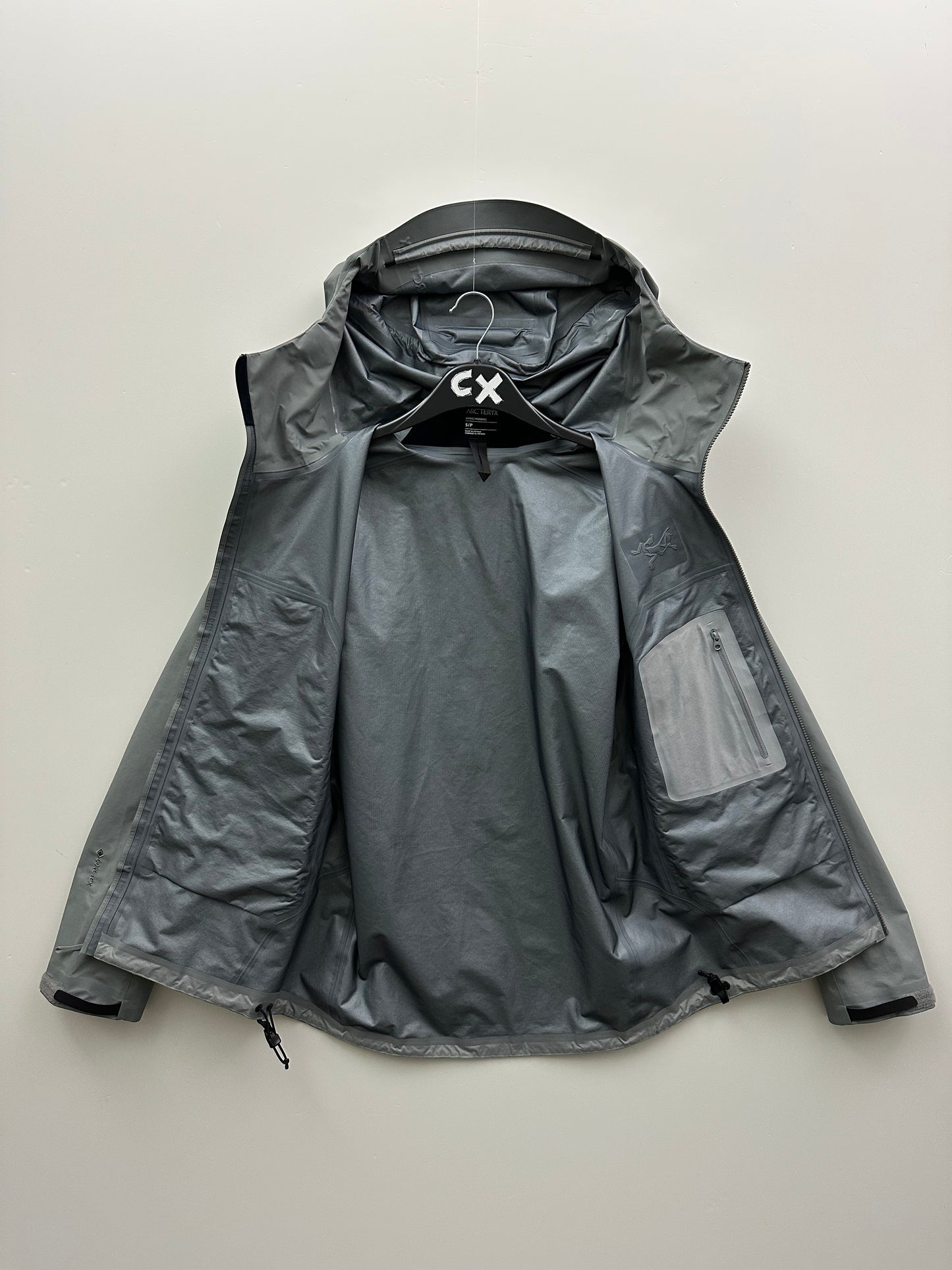 Arc’teryx Beta SL Jacket Void Grey Men’s S Small Gore-Tex