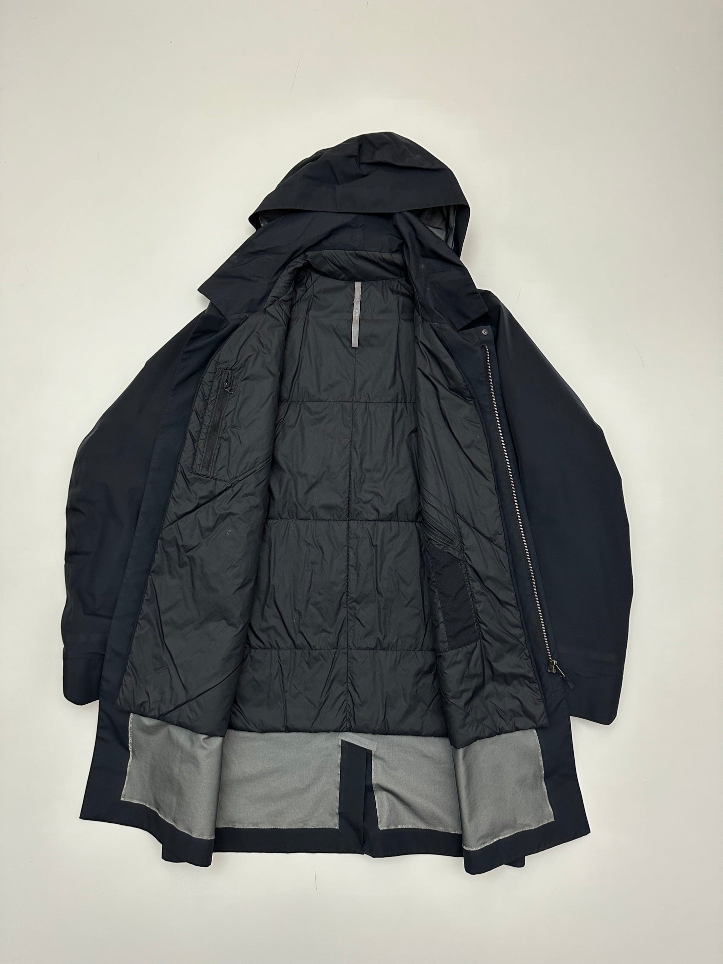 Arc’teryx Galvanic IS Coat Dark Navy Men’s S Small Gore-Tex Pro