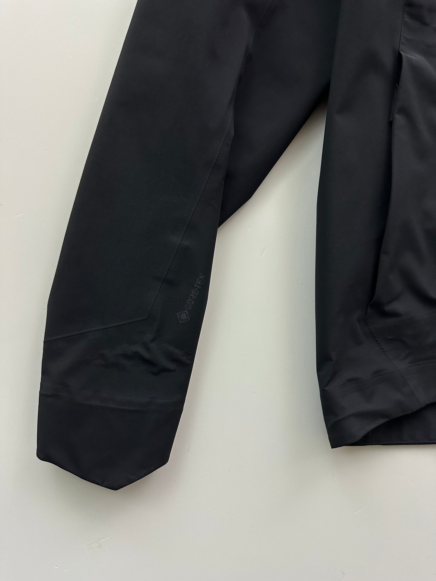 Arc’teryx Fraser Jacket Black Men’s M Medium Gore-Tex