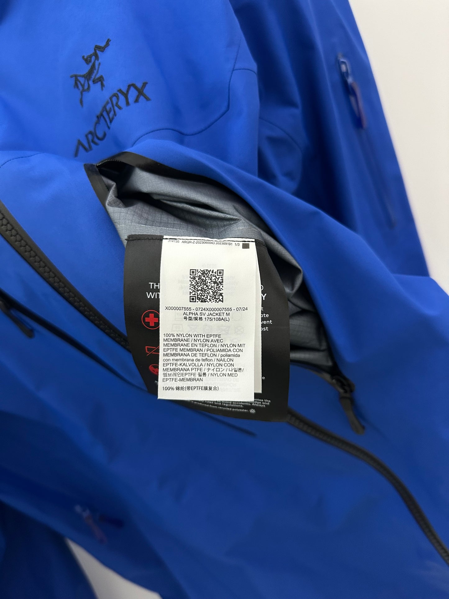 Arc’teryx Alpha SV Jacket Vitality Men’s L Large Gore-Tex Pro RECCO