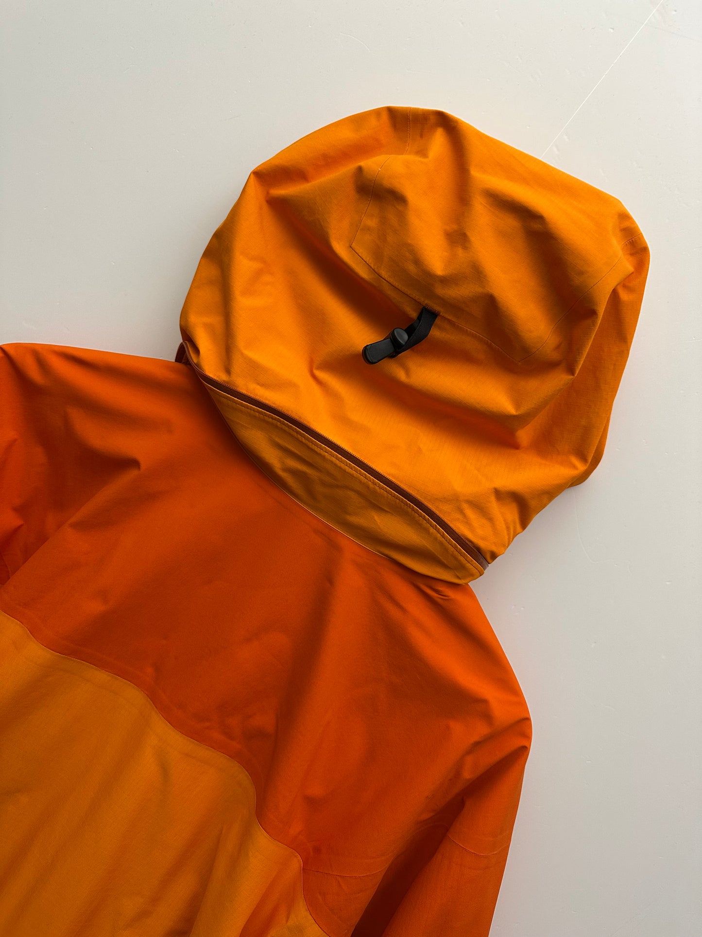 Arc’teryx Fission AR Jacket Yam Orange Men’s L Large Gore-Tex Primaloft
