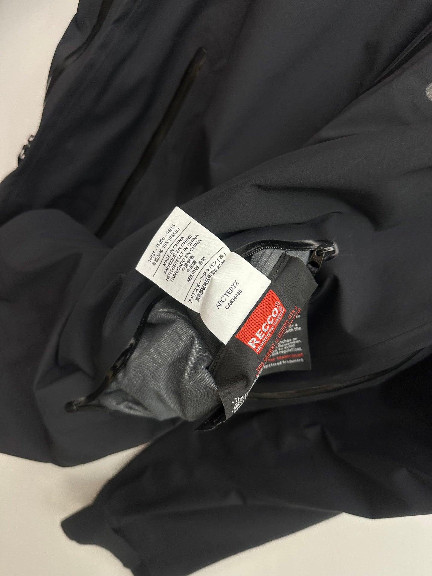 Arc’teryx Cassiar Jacket Black Men’s L Large Gore-Tex RECCO