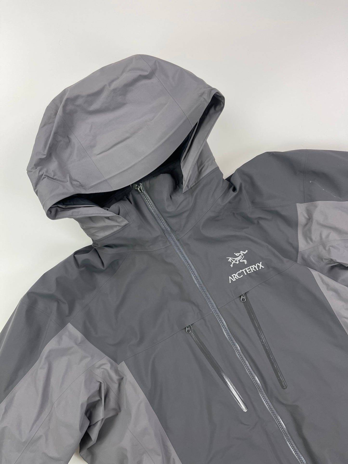 Arc’teryx Fission SV Jacket Anvil Grey Men’s L Large Gore-Tex