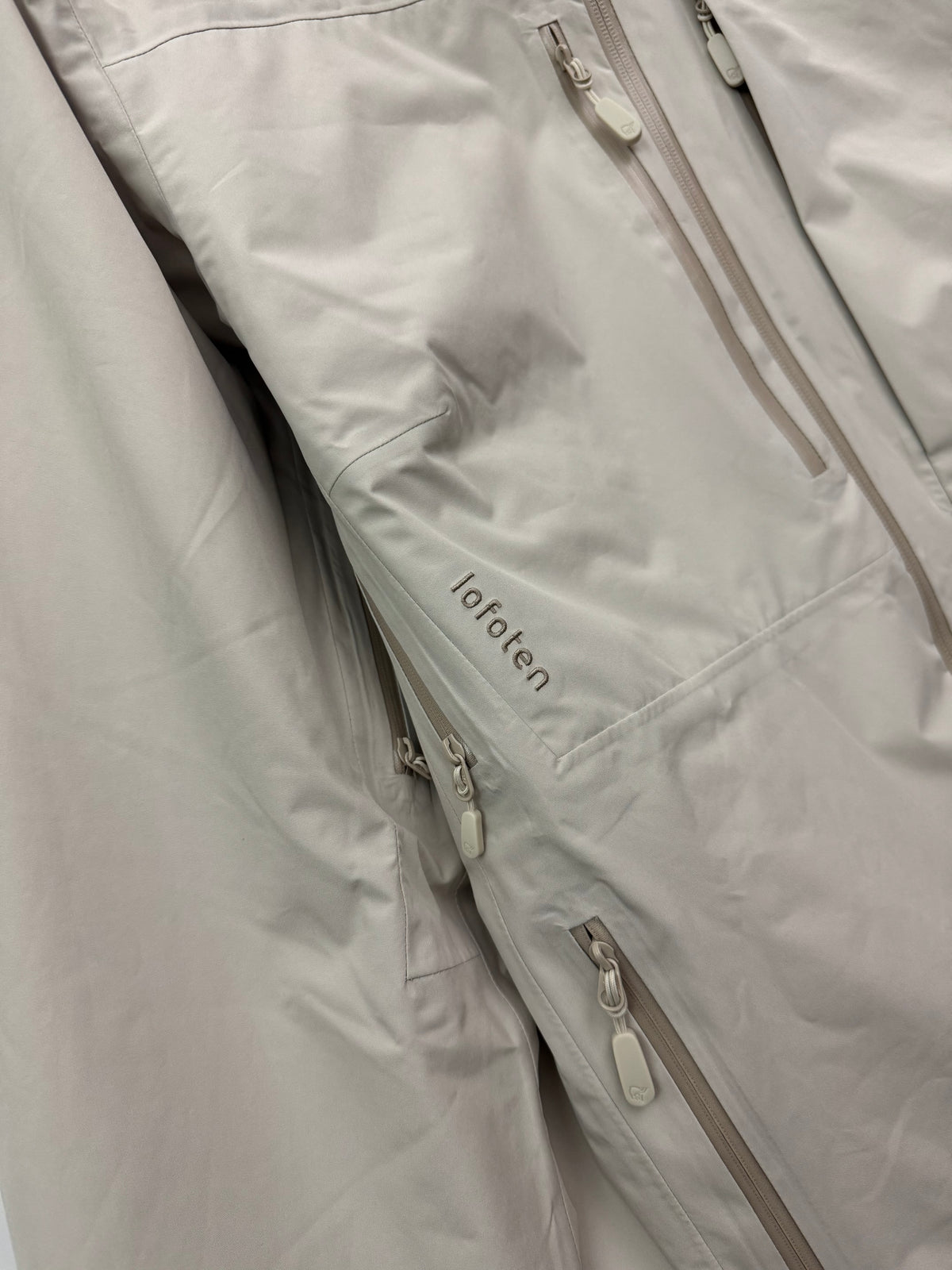 Norrøna Lofoten Gore-Tex Insulated Jacket Oatmeal Women's XL Extra Large