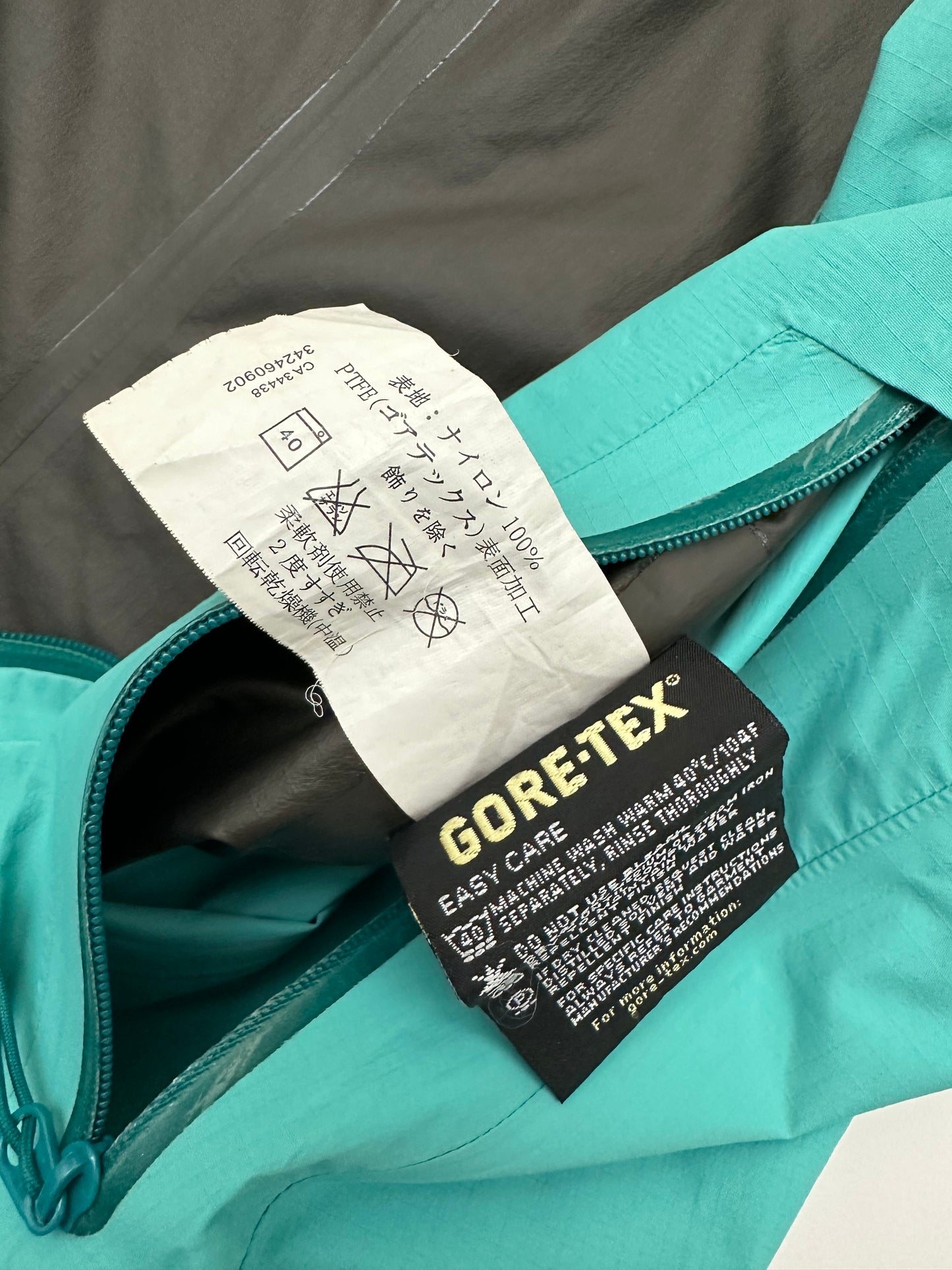 Arc’teryx Beta SL Jacket Turquoise Blue Women’s XS Extra Small Gore-Tex