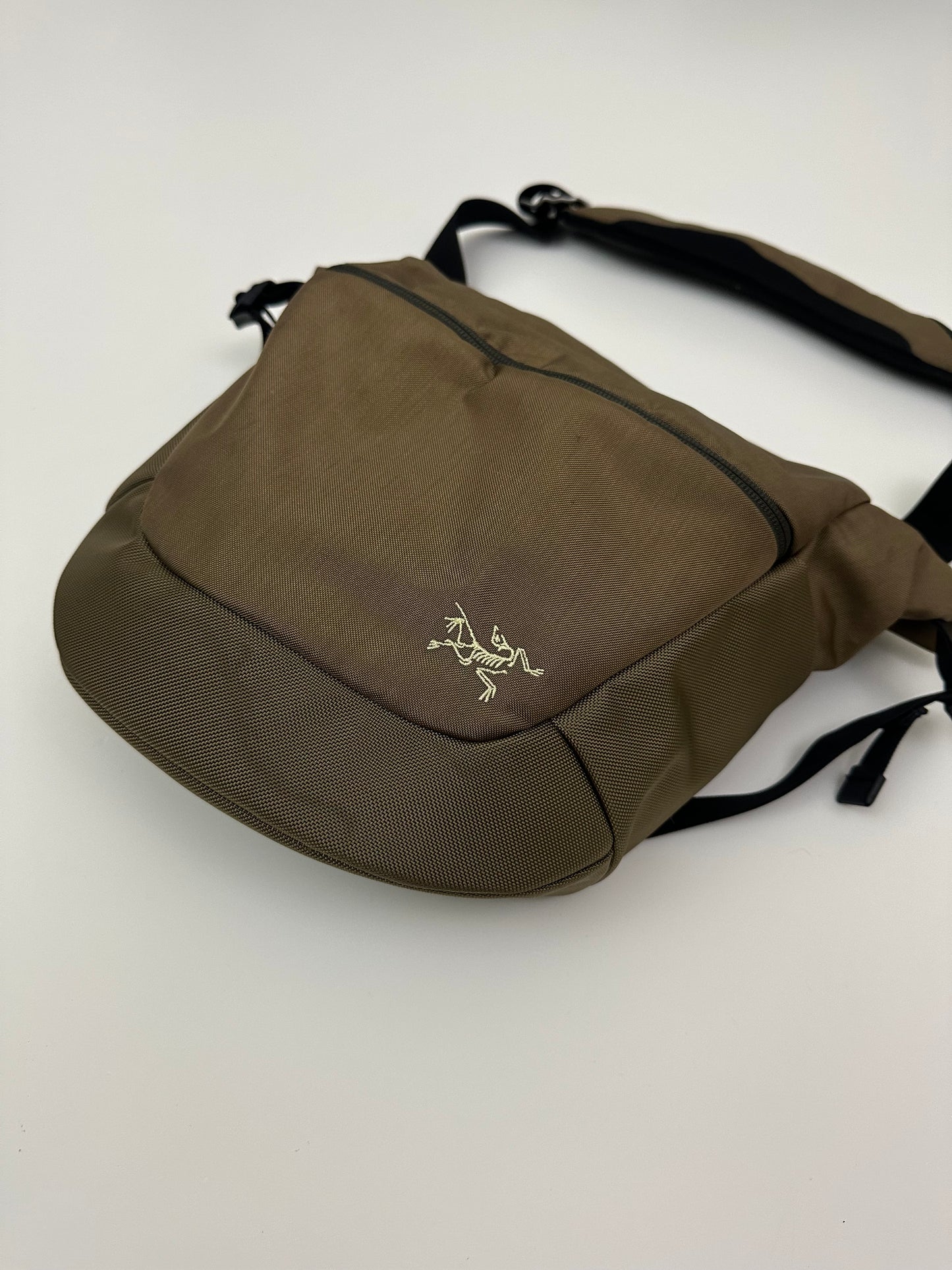 Arc'teryx Mistral 8 Side Bag Brown