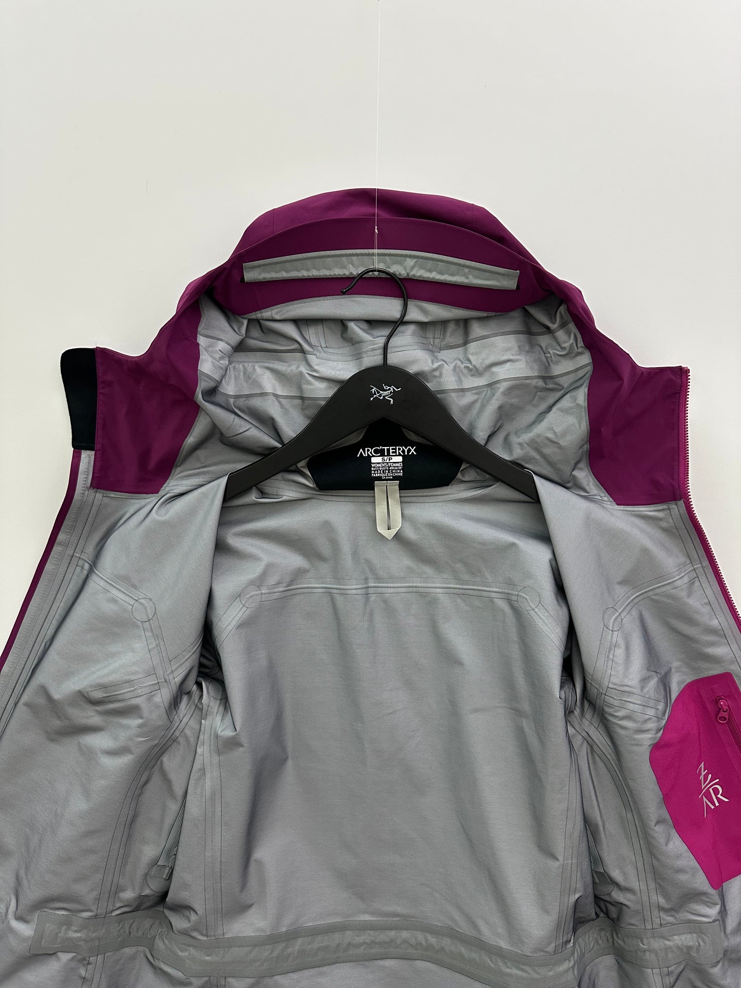 Arc’teryx Zeta AR Jacket Chandra Pink Women’s S Small Gore-Tex