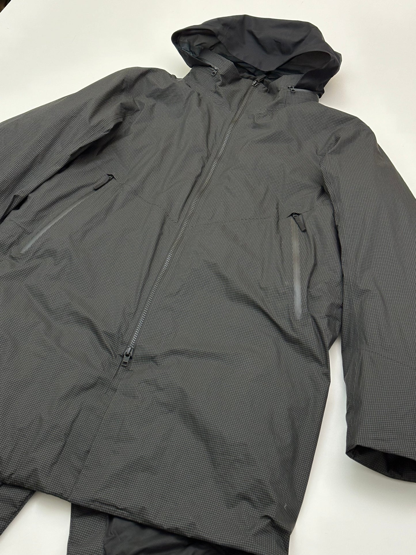 Arc’teryx Veilance Monitor IS GR Coat Black Men’s M Medium Gore-Tex