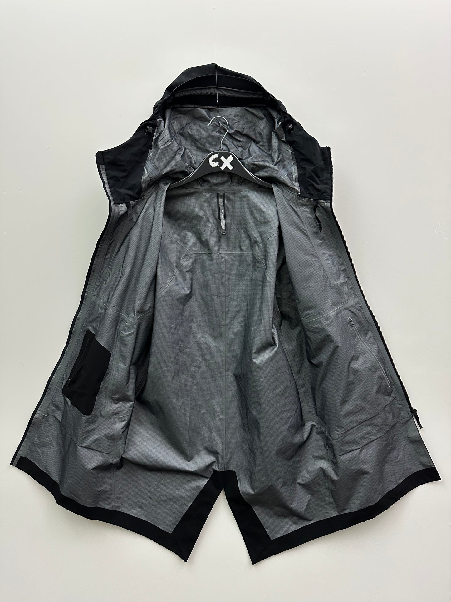 Arc’teryx Veilance Monitor Coat Black Men’s M Medium Gore-Tex