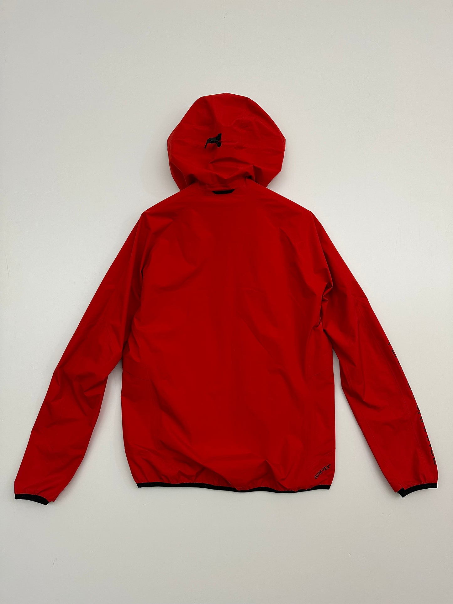 Peak Performance Commuter Shell Jacket Men's L Large Vibrant Red Gore-Tex