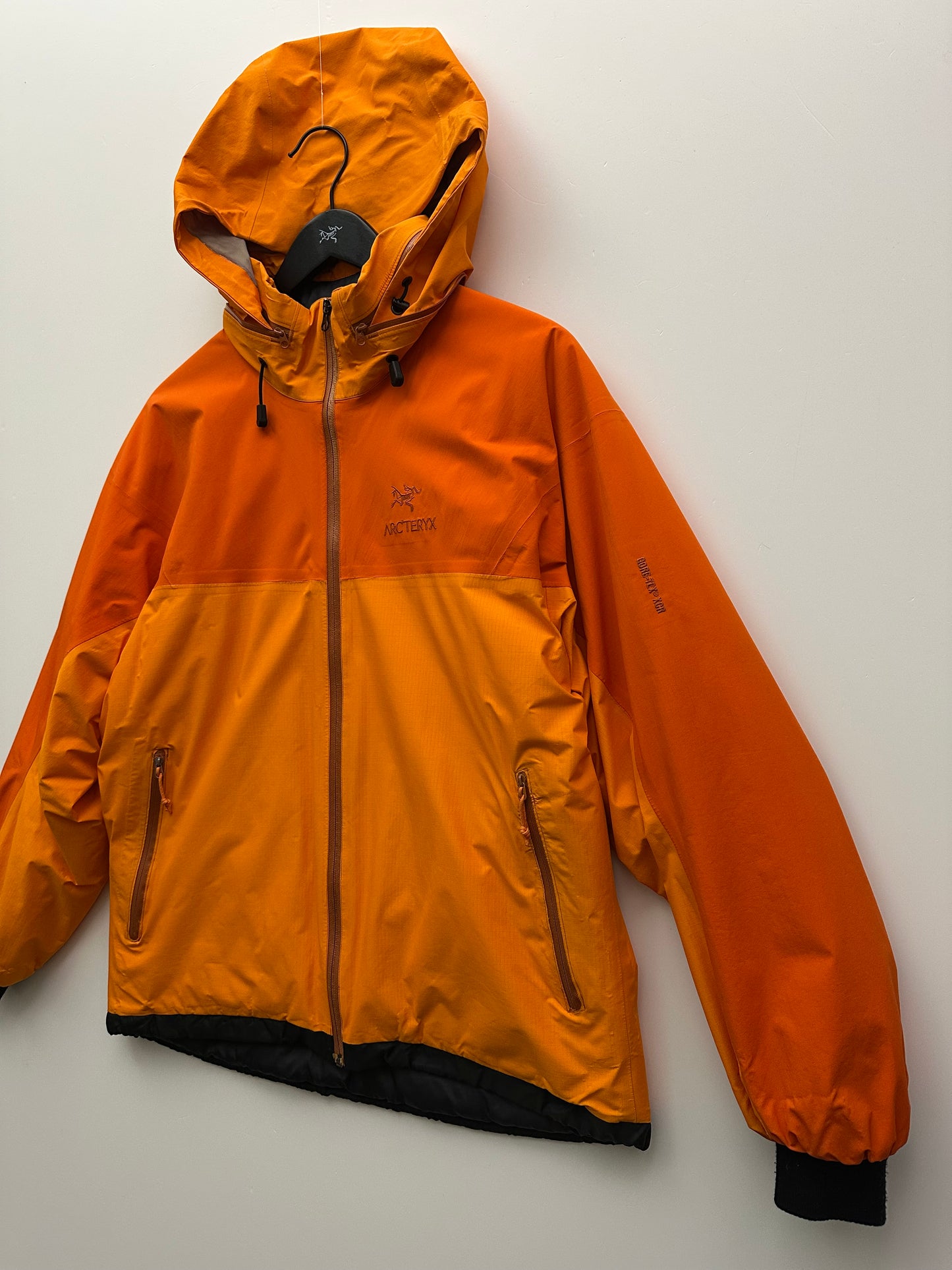 Arc’teryx Fission AR Jacket Yam Orange Men’s L Large Gore-Tex Primaloft