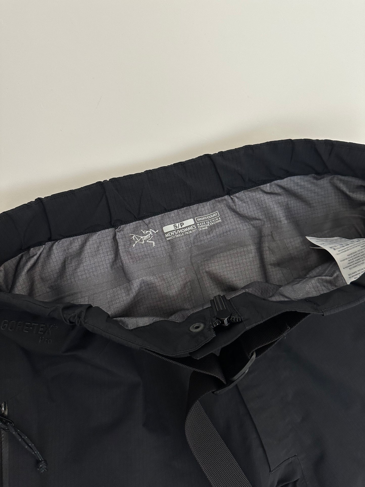 Arc'teryx Beta AR Pant Men’s SS Small Black Gore-Tex Pro