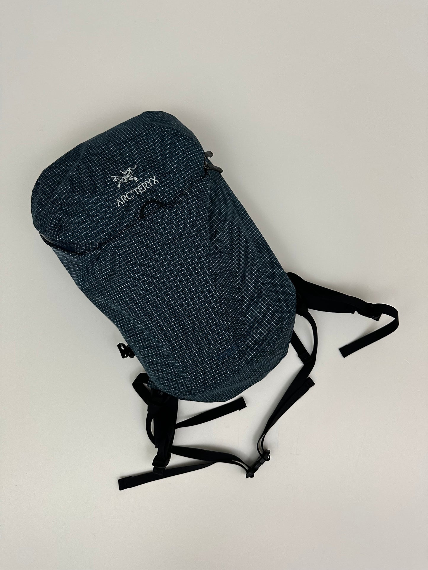 Arc’teryx Konseal 15 Backpack Blue