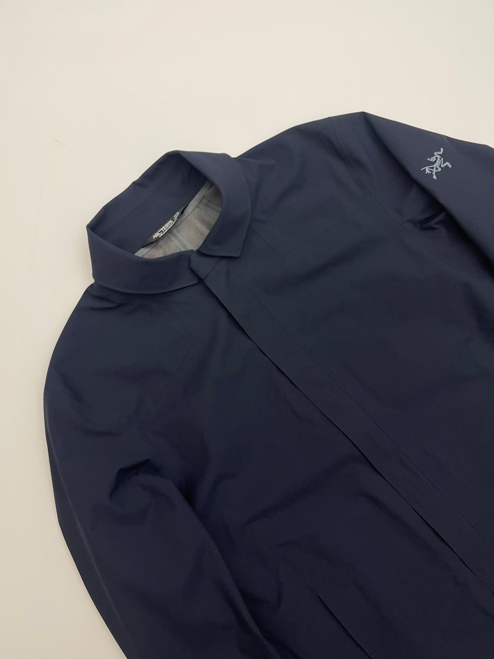 Arcteryx trench coat shop