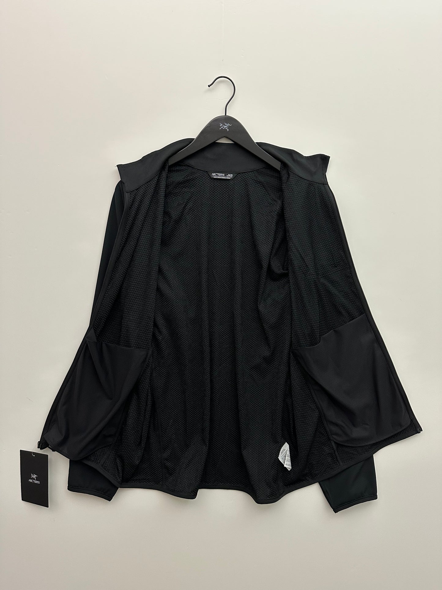 Arc’teryx Delta Jacket Black Men’s XL Extra Large