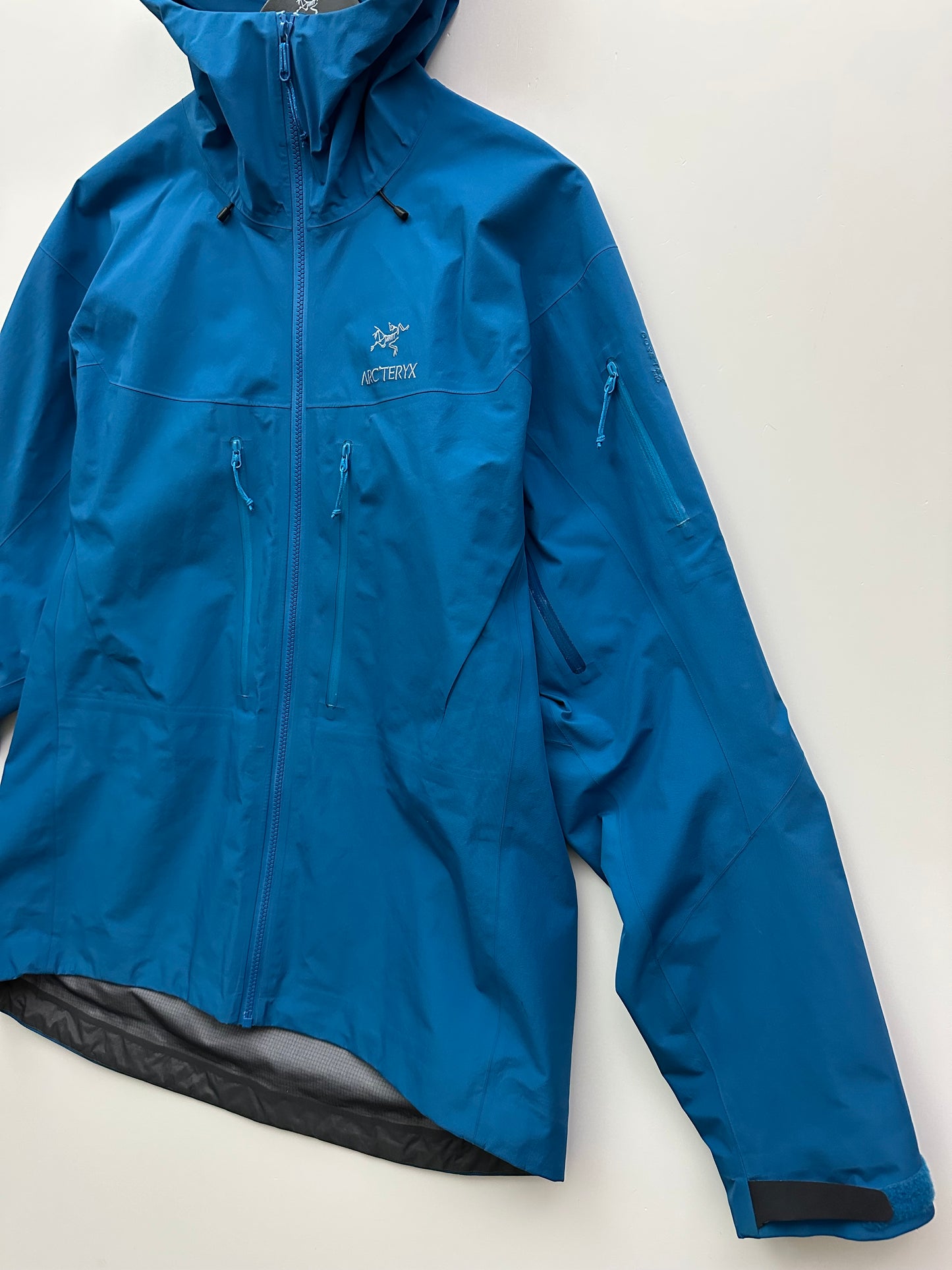 Arc’teryx Alpha SV Jacket Blue Men’s XL Extra Large Gore-Tex Pro