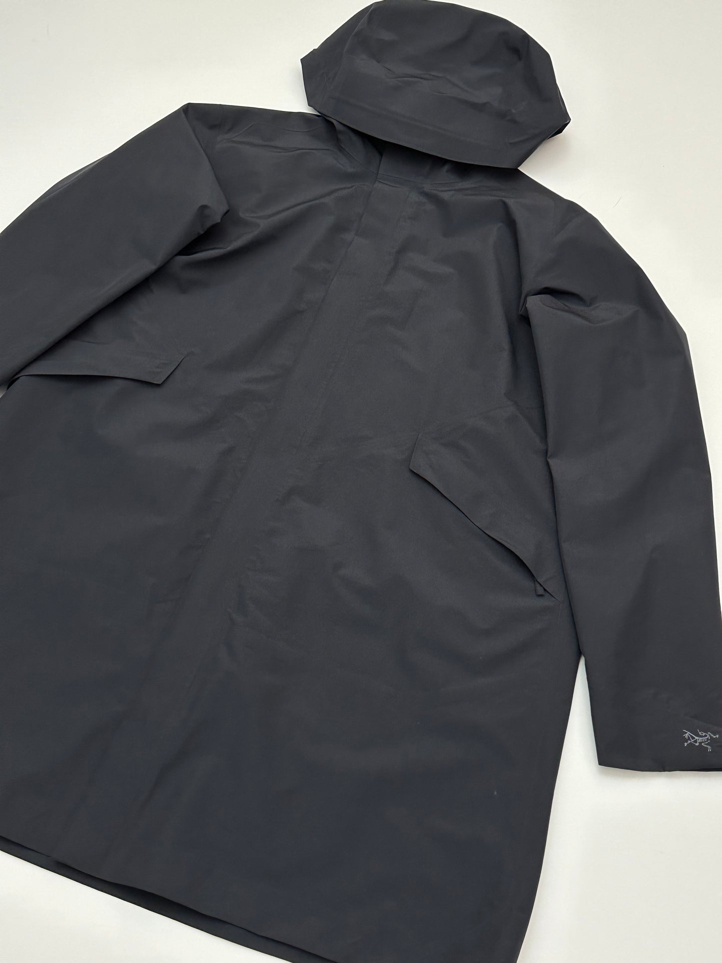 Arc’teryx Andra Coat Black Women’s XL Extra Large Gore-Tex