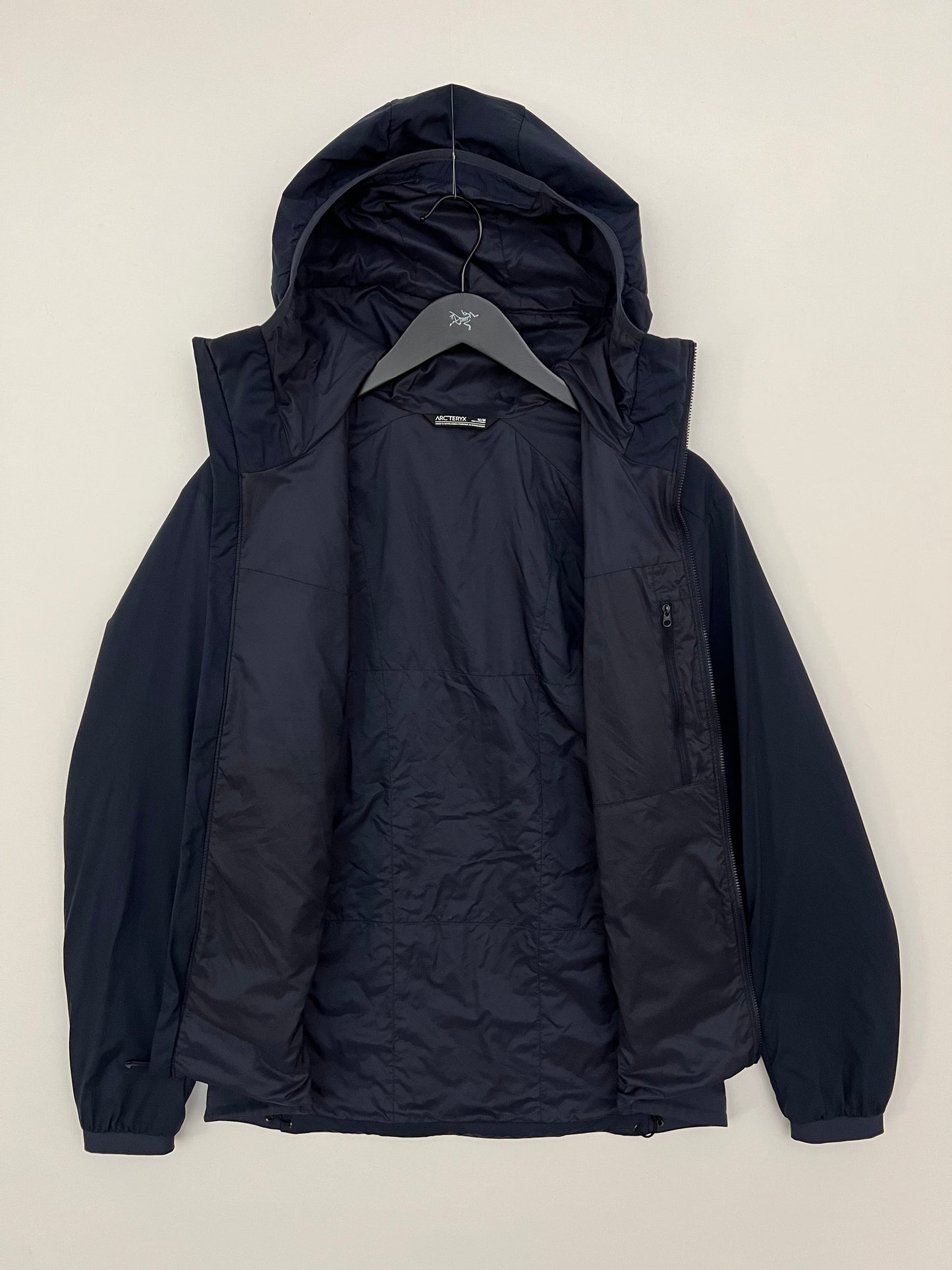Arc’teryx Atom Hoody Black Sapphire Blue Men’s M Medium
