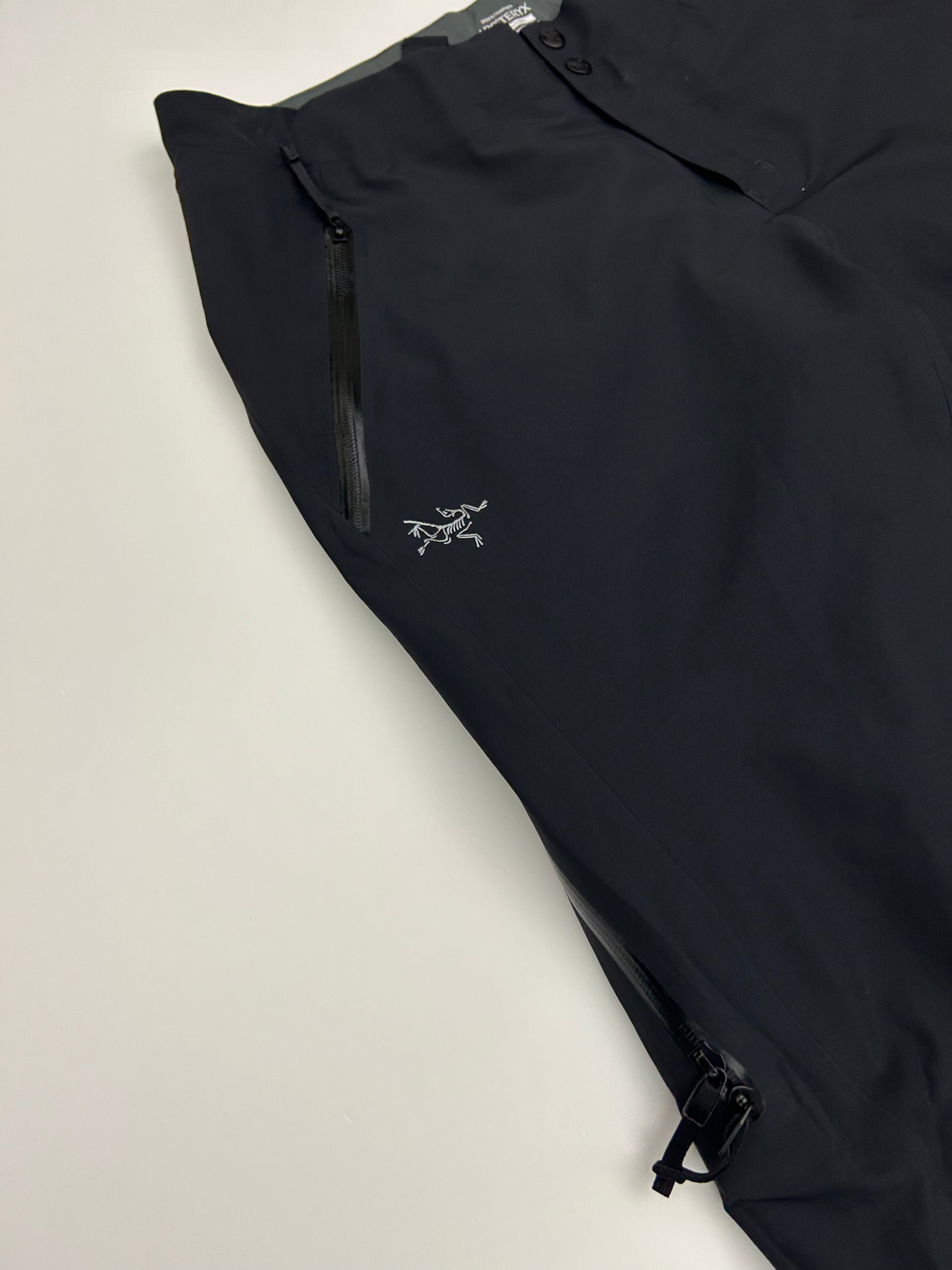 Cassiar pants discount