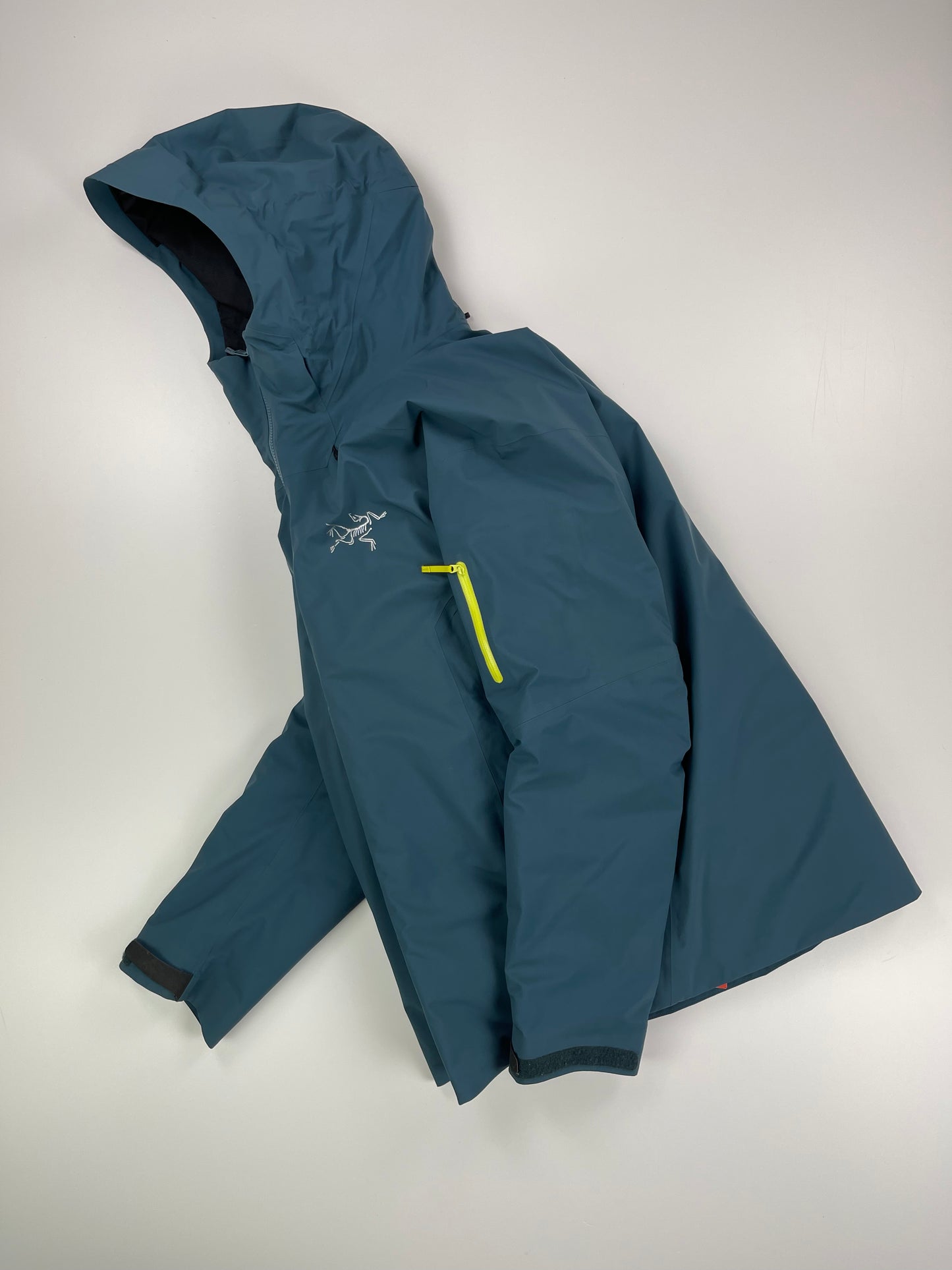 Arc’teryx Fissile Jacket Blue Men’s XL Extra Large Gore-Tex RECCO