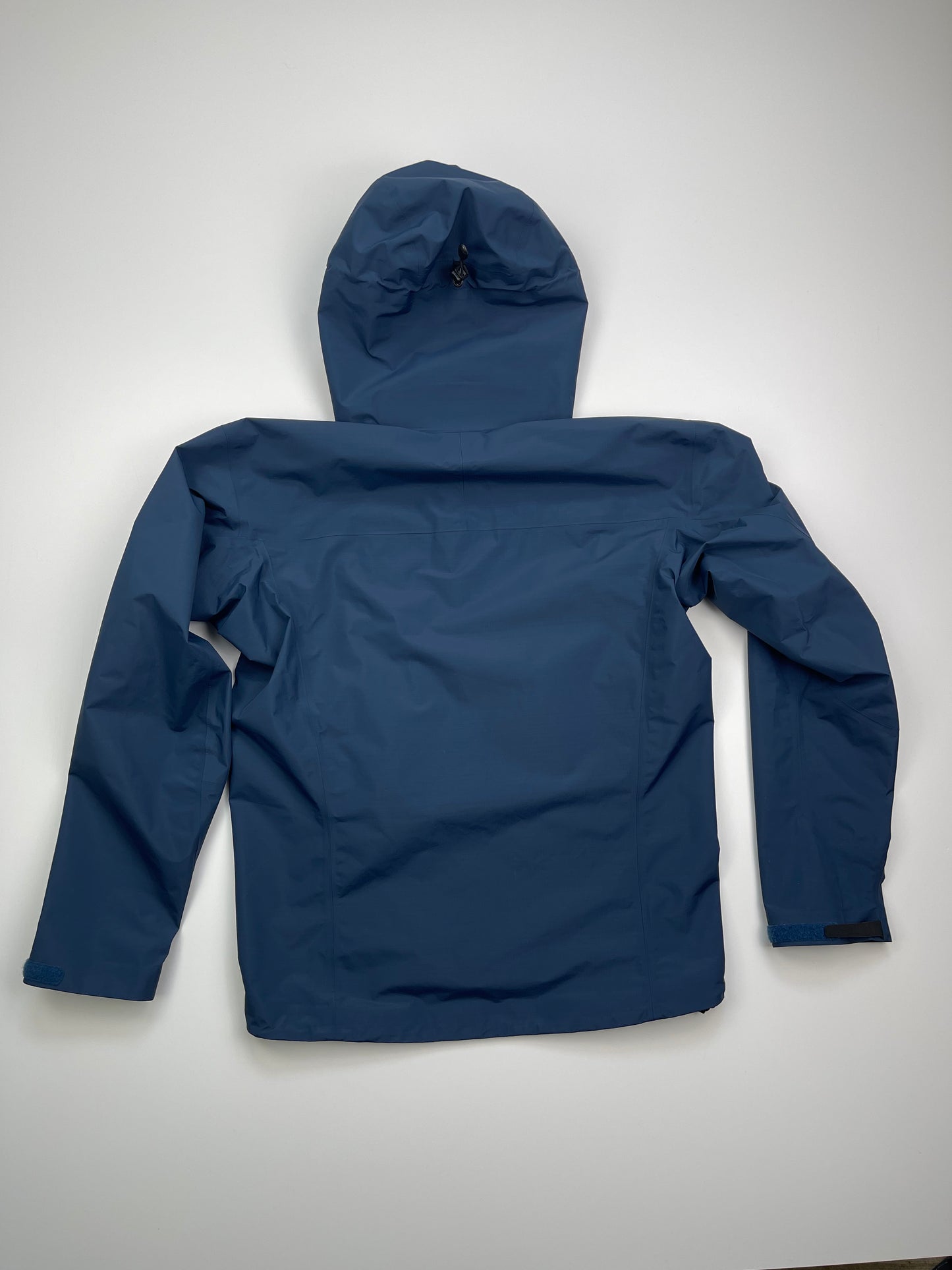 Arc’teryx Beta SL Jacket Nocturne Blue Men’s S Small Gore-Tex